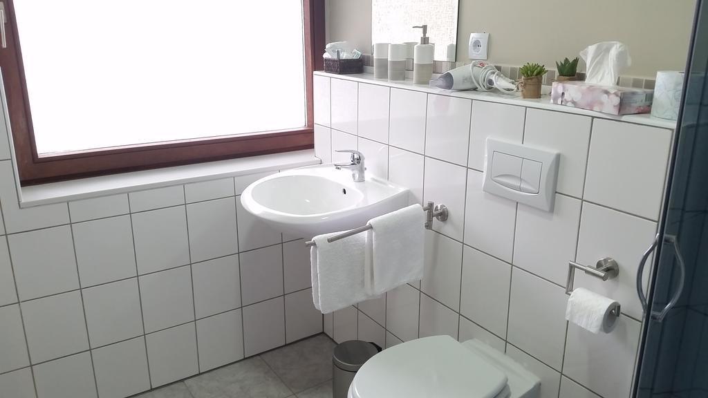 Hotel Zum Schleicher Kuckuck Bagian luar foto